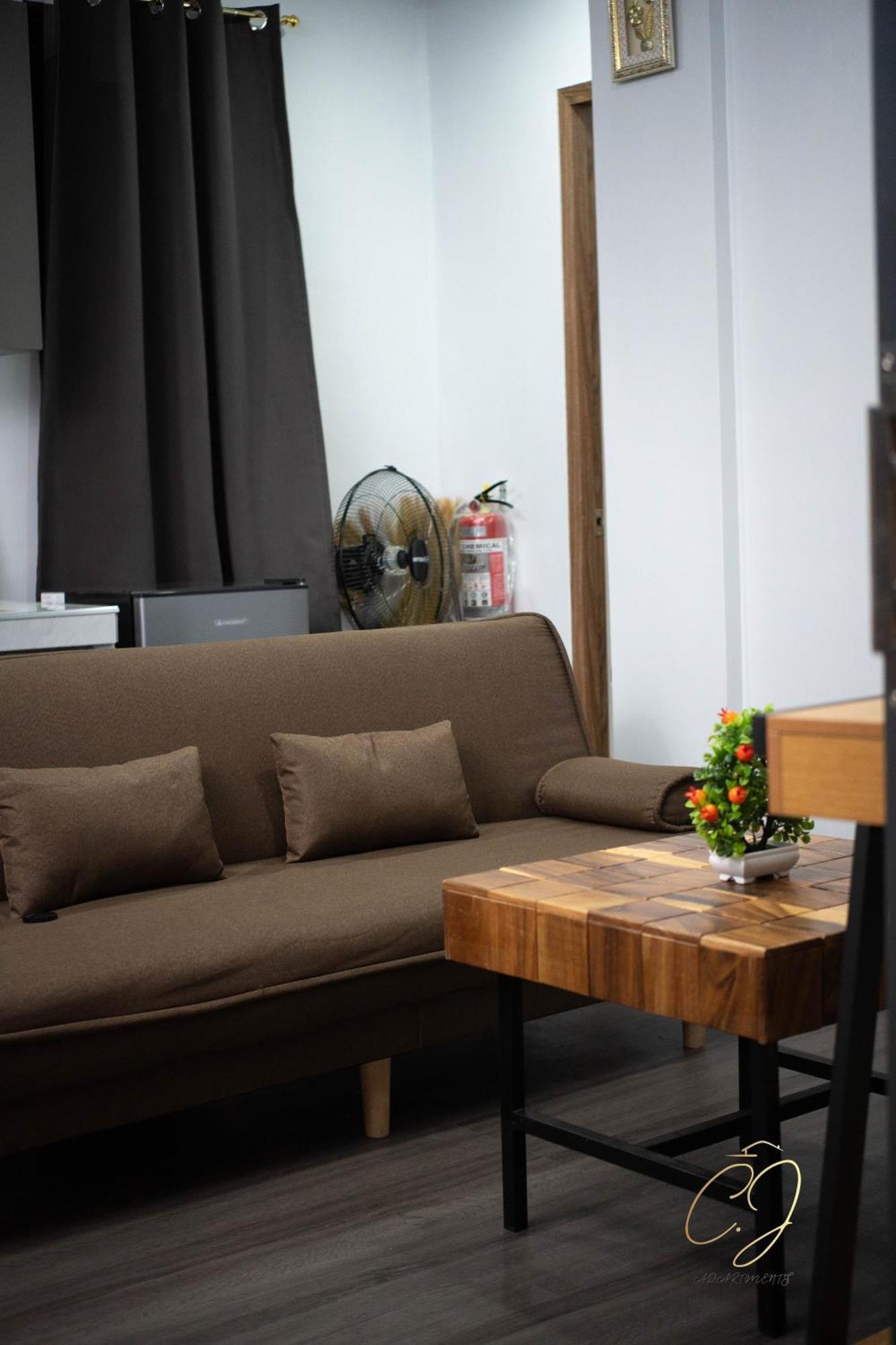 Cj Apartments Олонгапо Экстерьер фото